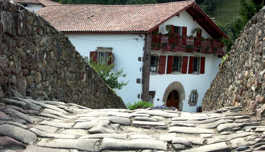 pont-romain-Baigorry-pays-basque.JPG