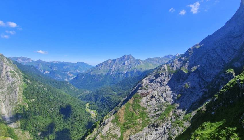 rando-guidee-vallee-ossau.jpg