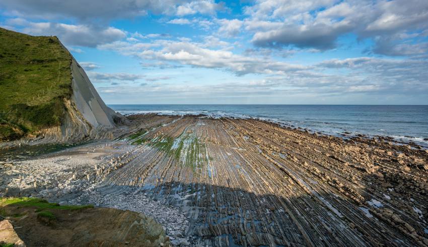 randonnee-guidee-pays-basque-ocean.jpg