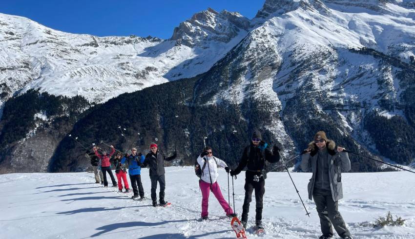 Cauterets-Gavarnie-rando-raquettes-avec-un-guide.jpg