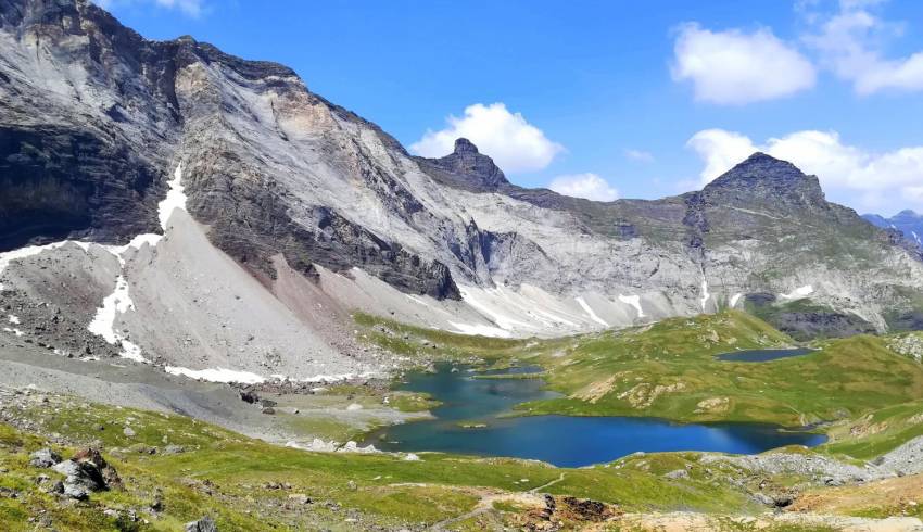 rando-Muraille-et-lac-de-Barroude.jpg