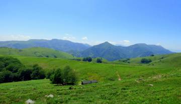 Col-des-Veaux-VTT-pays-basque.jpg