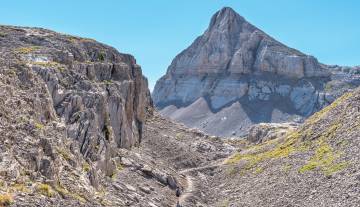 Rando-GR10-La-Pierre-St-Martin.jpeg