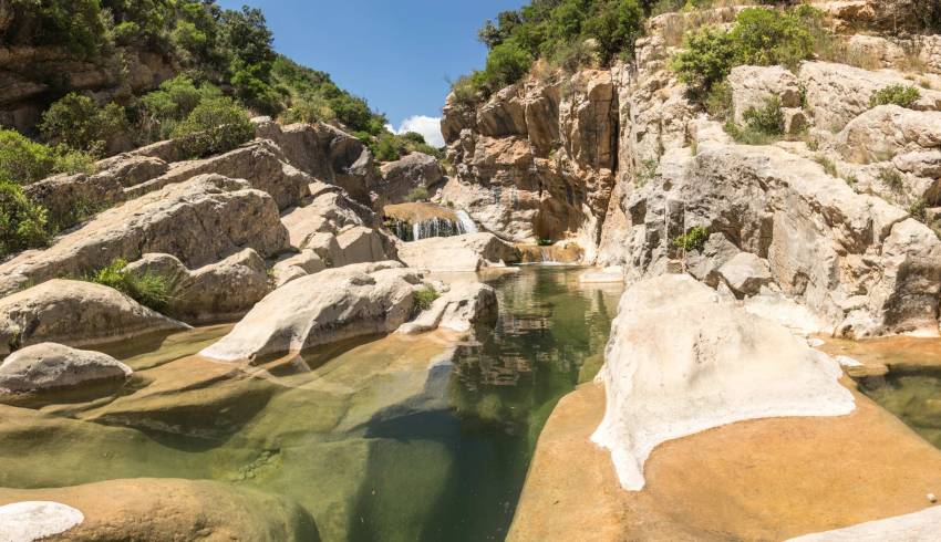 randonnee-gorges-corbieres.jpg