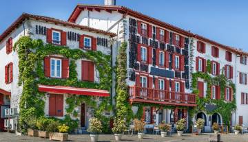 espelette-pays-basque-.jpg