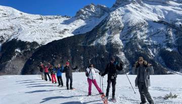 Cauterets-Gavarnie-en-raquettes-avec-un-guide.jpeg