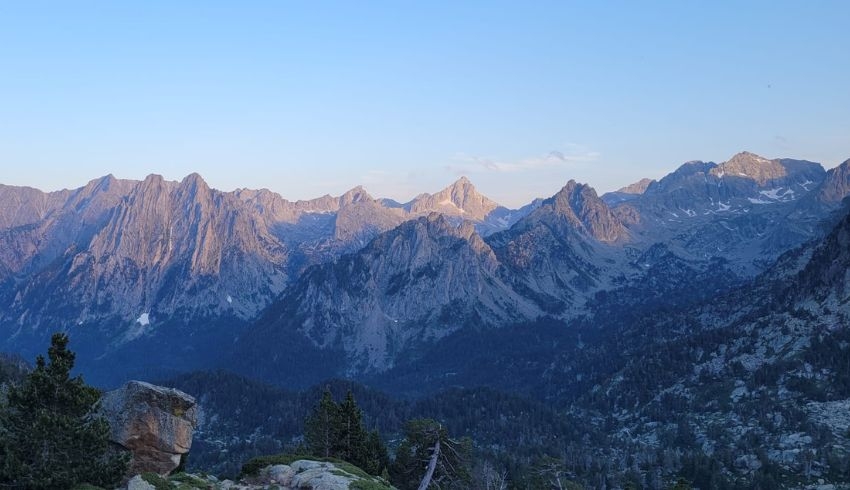 massif-des-Encantats.jpg