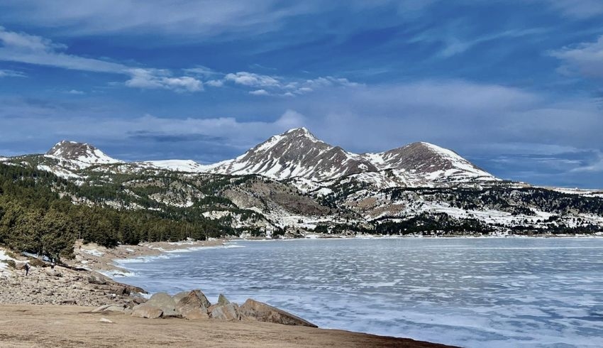 rando-raquettes-lac-bouillousses.jpg